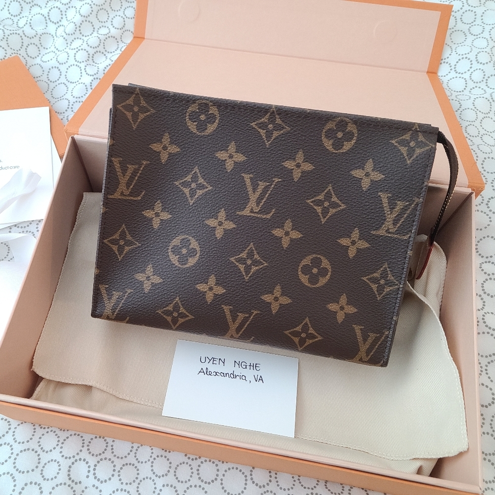 Louis Vuitton Monogram Toiletry Pouch 19